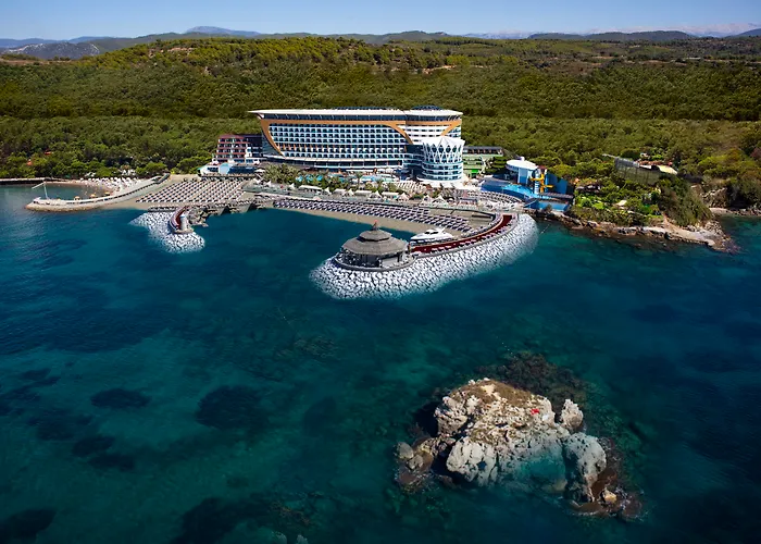 Granada Luxury Okurcalar Otel